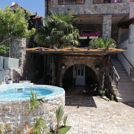 Apartman Brajutovci 26 Kornić Exteriör bild